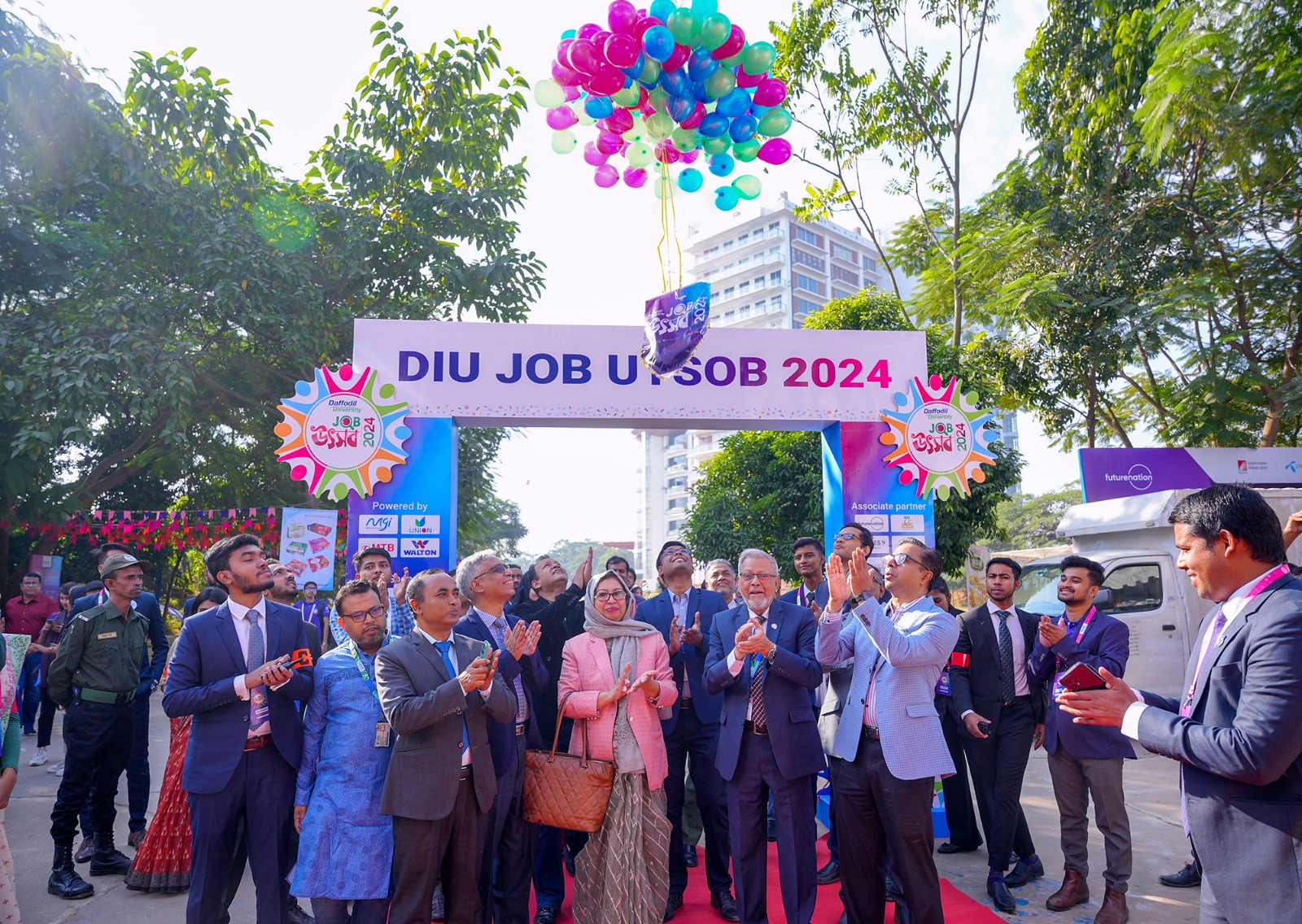 ড্যাফোডিল বিশ্ববিদ্যালয়ে ‘জব উৎসব’